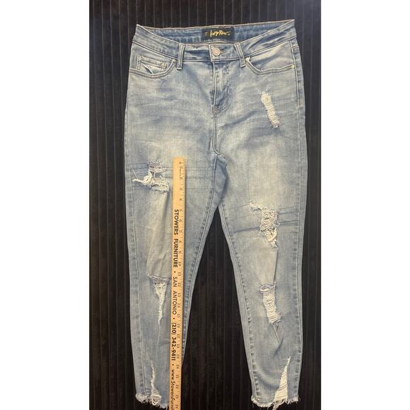 Indigo Rain Women’s Light Wash Distressed Jeans – Size 9/28 - Picture 3 of 5